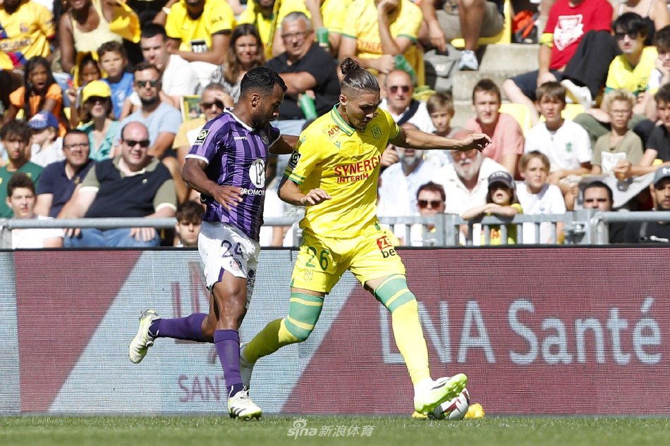 在加盟AC 在加盟AC