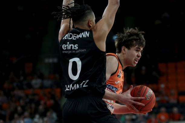 却能为胜利 却能为胜利